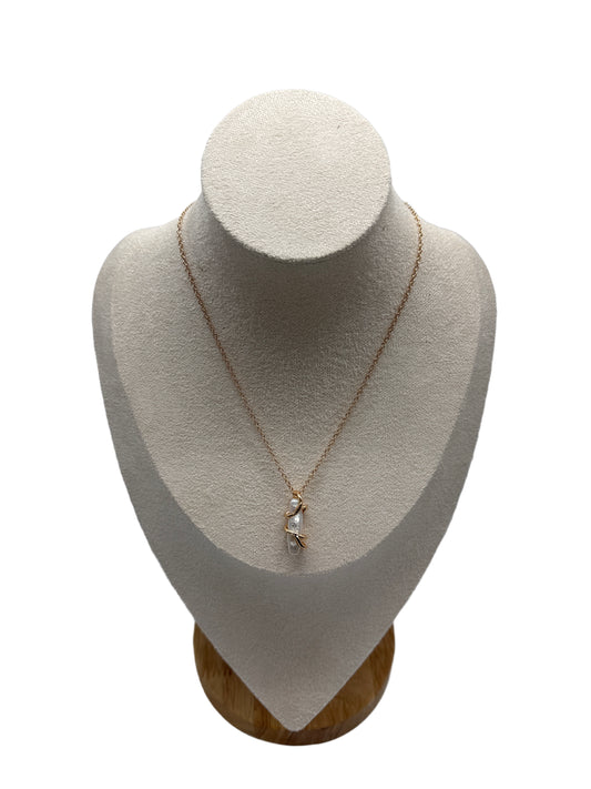 s925 Sterling Silver with 18K Gold Plated Baroque Pearl Necklace