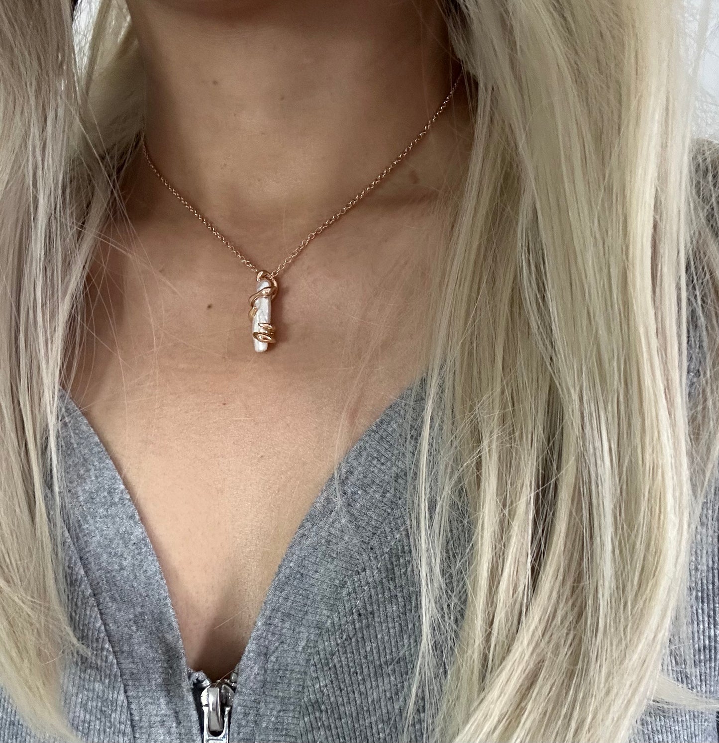 s925 Sterling Silver with 18K Gold Plated Baroque Pearl Necklace