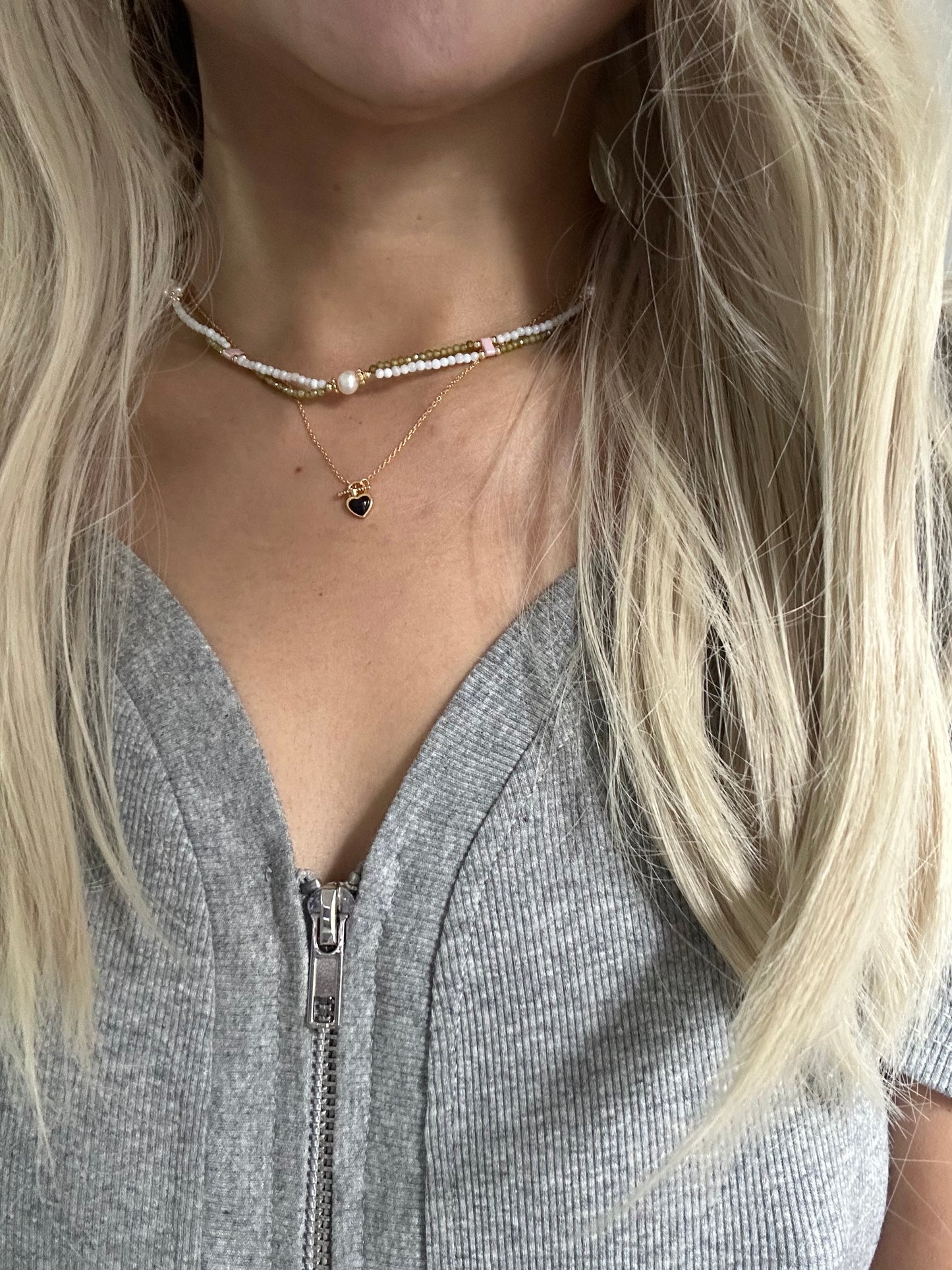 s925 Adjustable Layering Necklaces Set – Green Zircon & Freshwater Pearls + Gold Plated Heart Shaped Black Onyx Clavicle